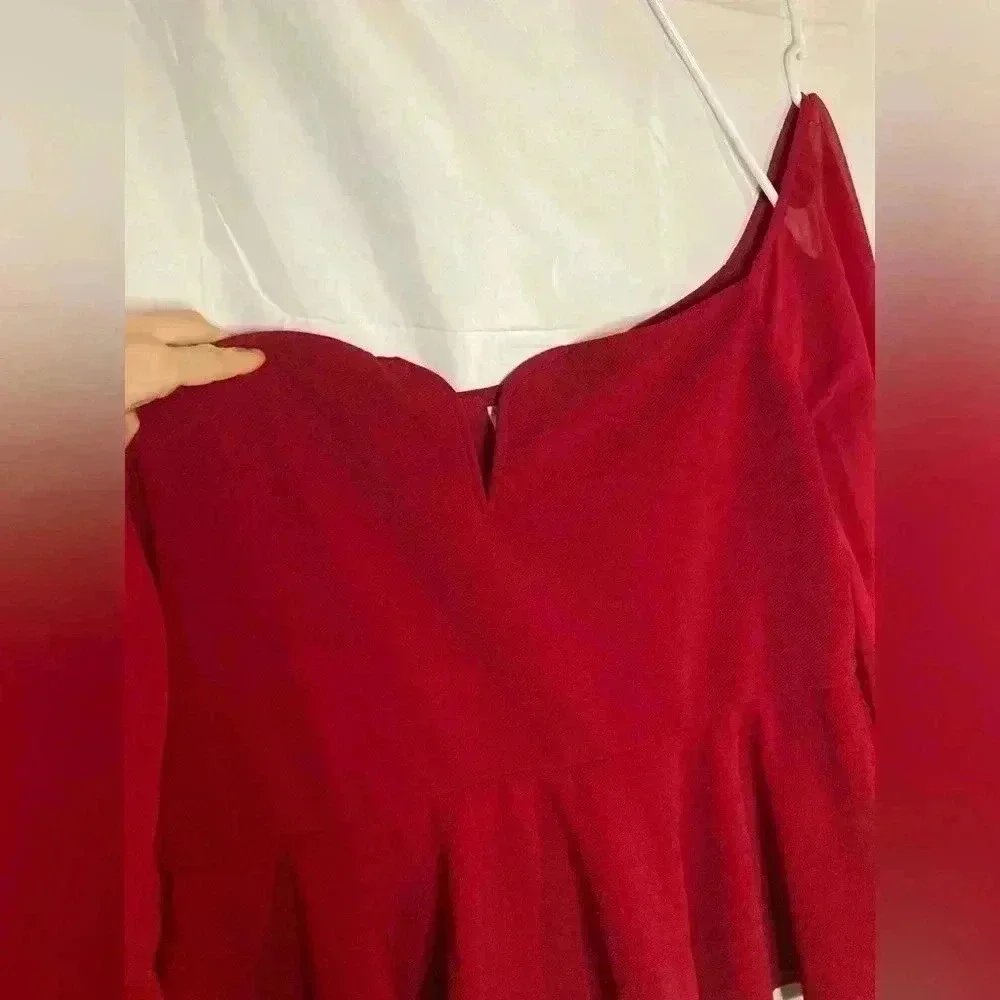 Floerns red dressy top NWT‎